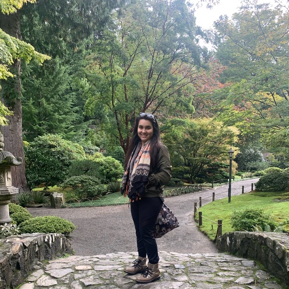 Meet your Posher, Kaua - Picture 2 of 8